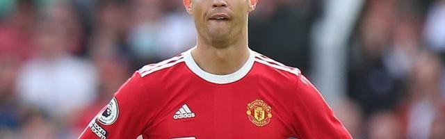 体育视频直播-曼晚：C罗想离开曼联有三大理由，降薪25%让他不爽