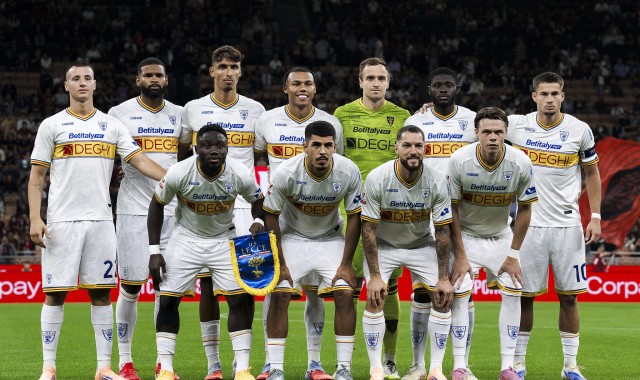 网页版登录入口-足球：莱切-维罗纳，省督关闭客队区域