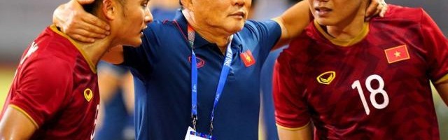 越南提前集中备战12强赛 朴恒绪回国奔丧月底返越