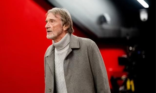 裁员，停午餐，砍福利，曼联省出下一个霍伊伦的钱了