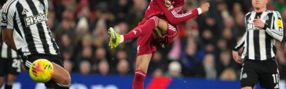 开云体育-23岁的他成斯洛特走向复兴的保障：射术精湛能力全面，姆巴佩点赞